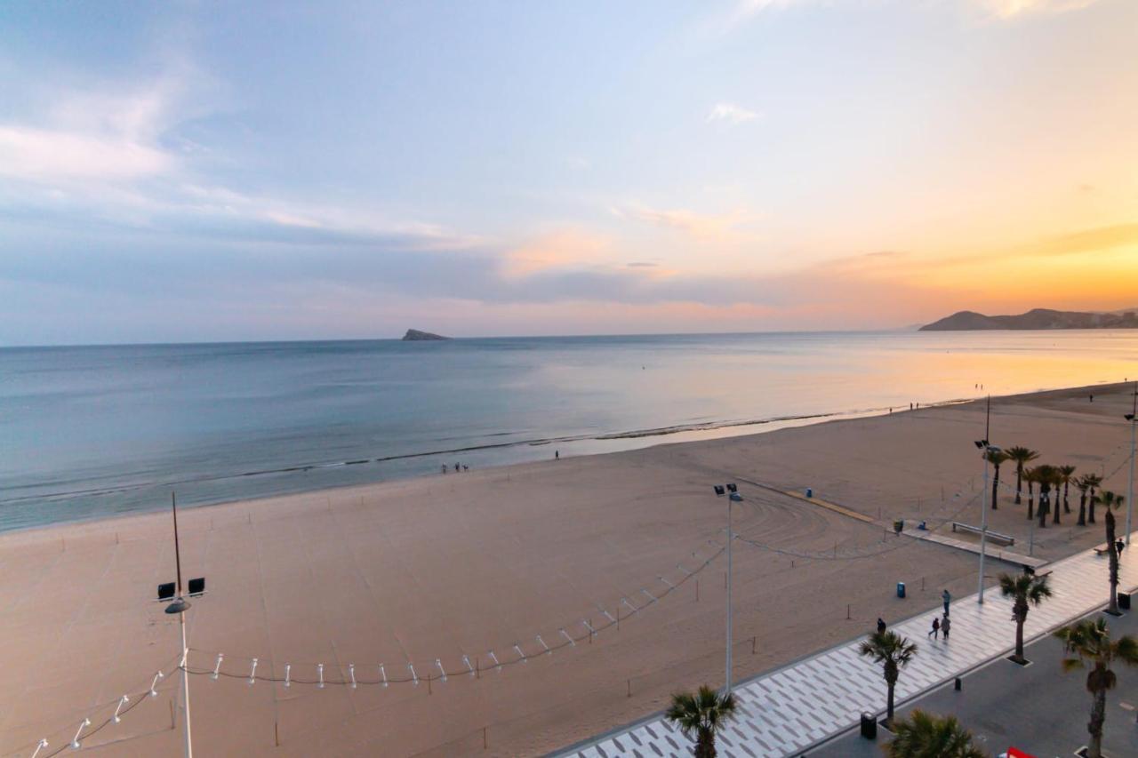 Luminoso Apartamento En Primera Linea De Playa Benidorm Extérieur photo