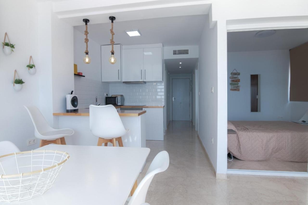 Luminoso Apartamento En Primera Linea De Playa Benidorm Extérieur photo