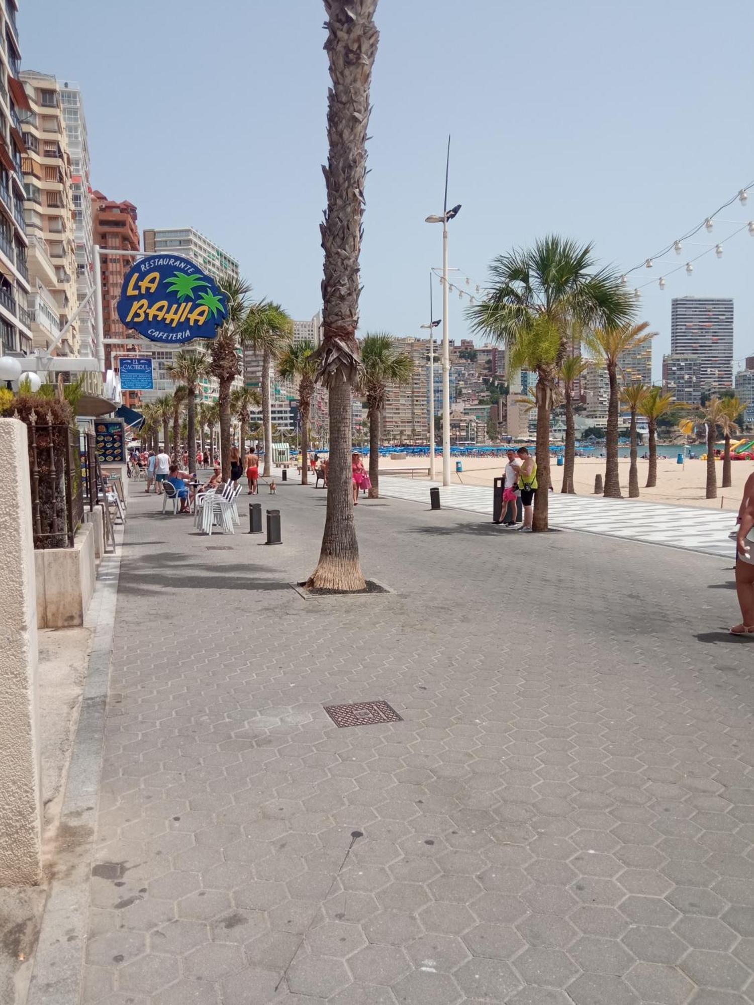 Luminoso Apartamento En Primera Linea De Playa Benidorm Extérieur photo